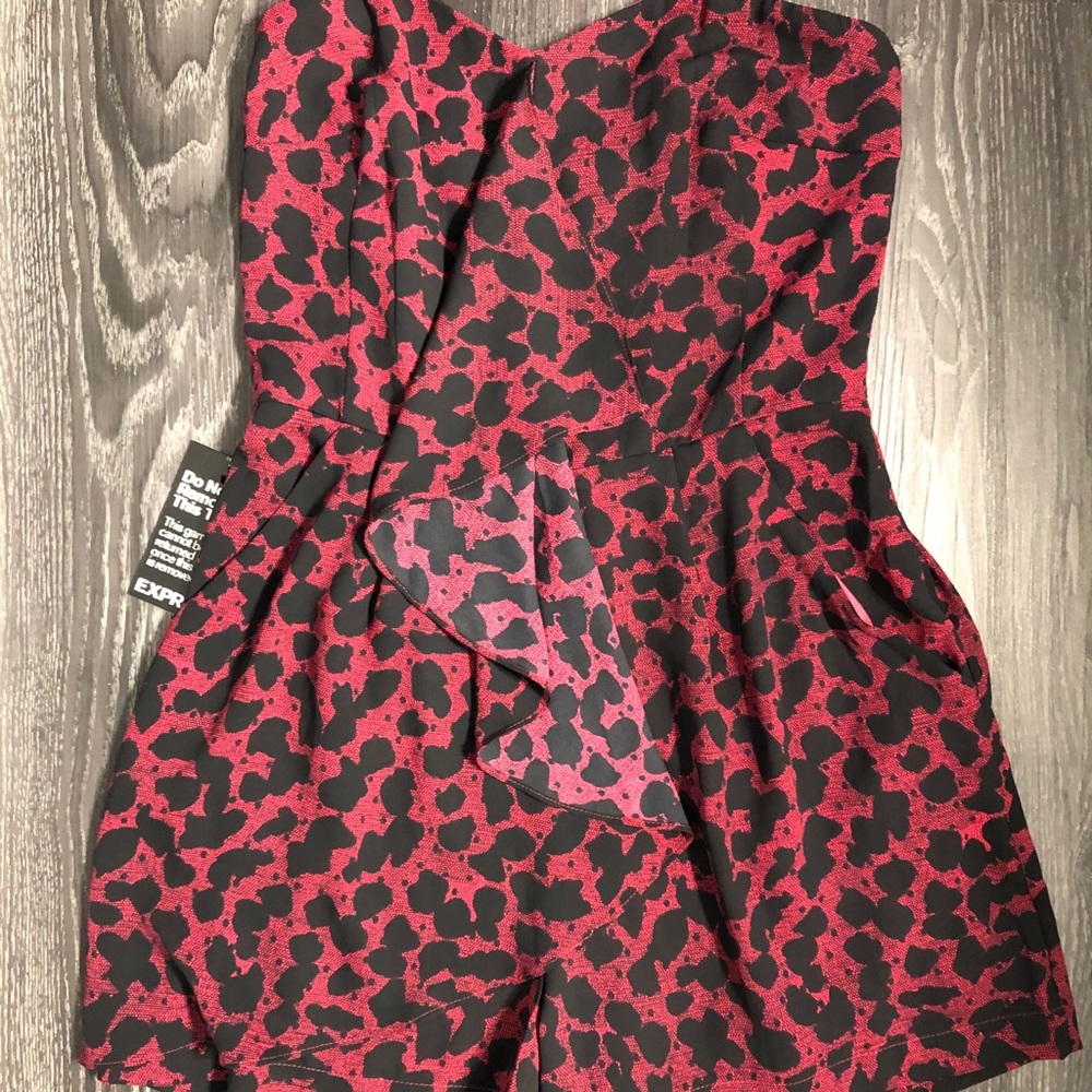 Express Romper - Picture 2 of 9